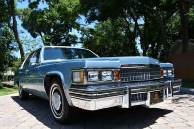 1978 Cadillac DeVille 34ks Auto A / C Power Steering & Brakes Amazing