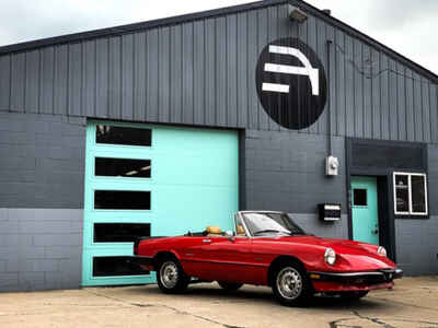 1987 Alfa Romeo Spider Graduate 2dr Convertible