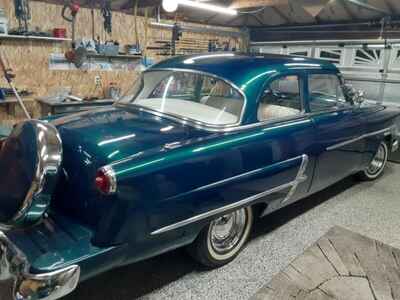 1953 Ford customline with mild custom 351 eng,