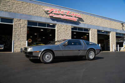 1981 DeLorean DMC-12