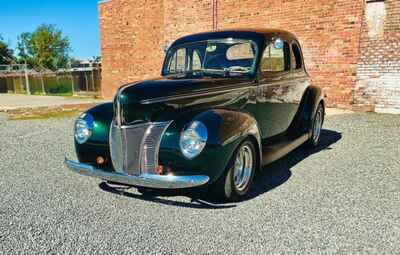 1940 Ford Deluxe Coupe