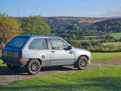 Vauxhall Nova 1 2