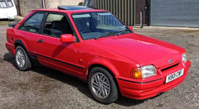 Ford Escort XR3i 1990 H 90 spec.  With RS Turbo Recaros.  Winter Project. SORN