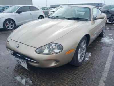 jaguar xk8 4 0 v8 coupe