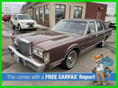 1988 Lincoln Town Car Signature 4D Sedan