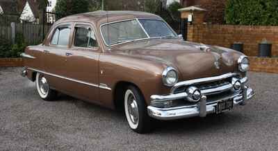 FORD SHOEBOX 1951 DELUXE CUSTOM SEDAN V8 SUPER ORIGINAL MUST BE THE BEST IN UK.