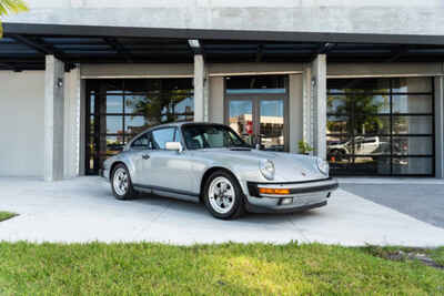 1984 Porsche 911 Carrera 2dr Coupe