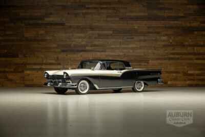 1957 Ford Fairlane 500