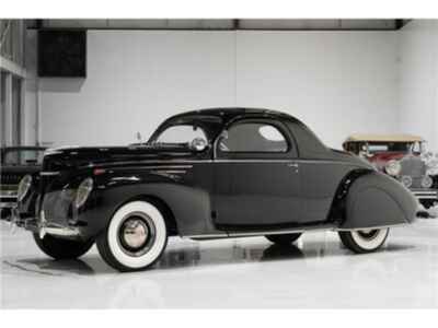 1939 Lincoln Zephyr Three-Window Coupe