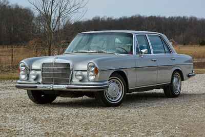 1969 Mercedes-Benz 300-Series