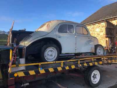 Renault 4CV