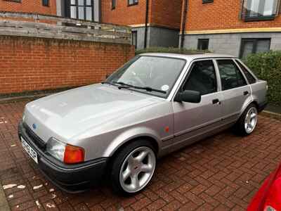 Ford Escort MK4 1 3L